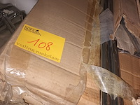 Lot 108 - onderdelen voor poppen en statieven - afbeelding 3 van  3