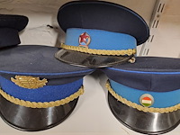 Lot 108 - politie kepies, slowakije, hongarije & luxemburg - afbeelding 4 van  4