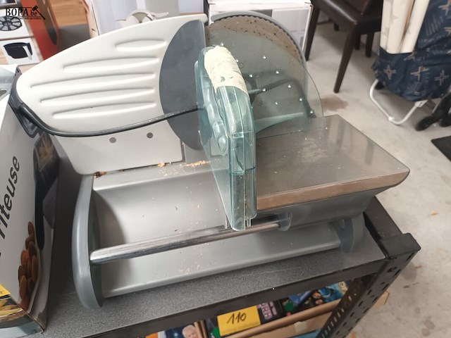 Lot 108 - snijmachine en friteuse - afbeelding 3 van  3