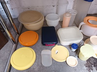 Lot 108 - tupperware. 30 stuks - afbeelding 2 van  4