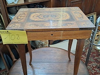 Lot 108 - vintage muziektafel, nu bijzettafeltje zijn - afbeelding 1 van  4