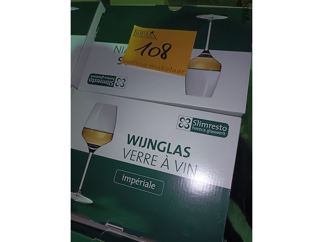 Lot 108 - wijnglas in doos. 8 stuks - afbeelding 1 van  2