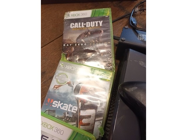 Lot 108 - x-box 360 + 7 spelletjes - afbeelding 7 van  7