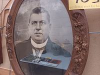 Lot 109 - fotokaders ovaal. 2 stuks - afbeelding 3 van  3