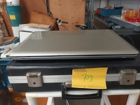 Lot 109 - koffertje en hp laptop - afbeelding 3 van  5
