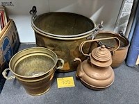 Lot 109 - lot antieken koperen kannen - 4 stuks