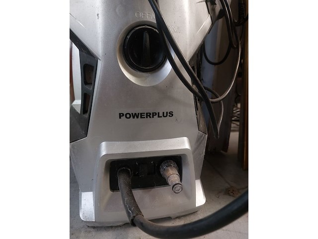 Lot 109 - powerplus hogedrukreiniger - afbeelding 2 van  3