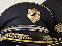 Lot 109 - slovenië 3 kepies + 1 pet - afbeelding 3 van  4