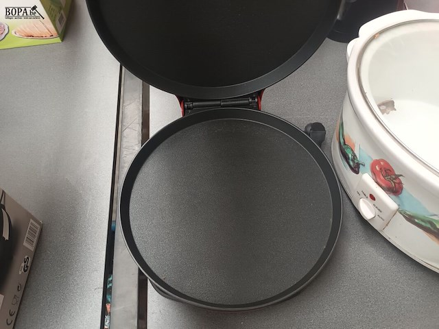 Lot 109 - slow cooker en pizza maker - afbeelding 4 van  6