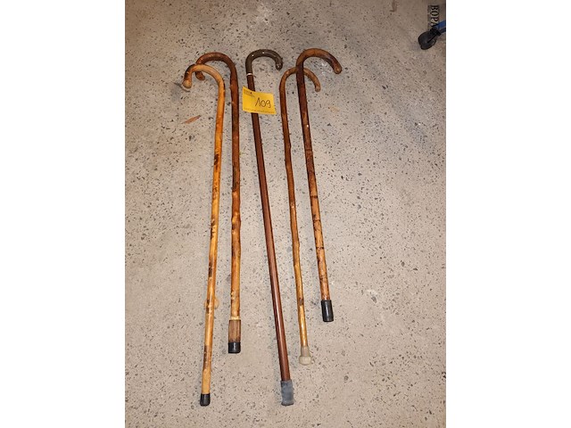 Lot 109 - wandelstokken. 5 stuks - afbeelding 2 van  4