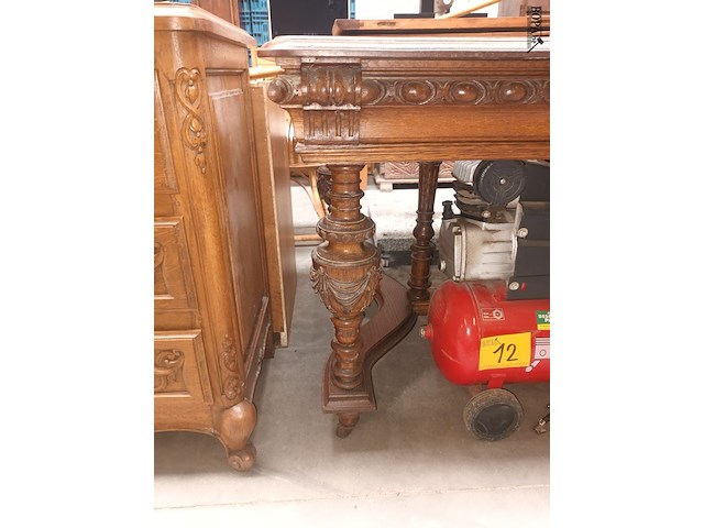 Lot 11 - antieke tafel - afbeelding 2 van  3