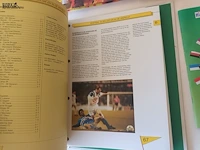 Lot 11 - boeken voetbal en panini. 5 stuks - afbeelding 6 van  8