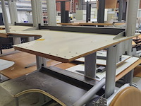 Lot 11 - burelen - 3 stuks - afbeelding 1 van  4