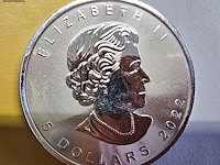 Lot 11 - canada maple zilveren munten (2022) (2 stuks) - afbeelding 2 van  4