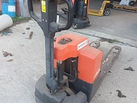 Lot 11 - elektrische pallet lifter linde - afbeelding 3 van  5