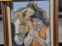 Lot 11 - geborduurd schilderij - boer en paard