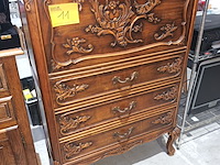 Lot 11 - houten barkast met lades