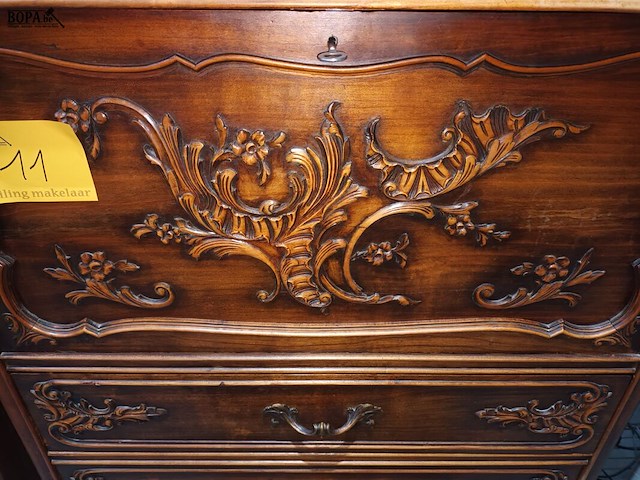 Lot 11 - houten barkast met lades - afbeelding 2 van  6