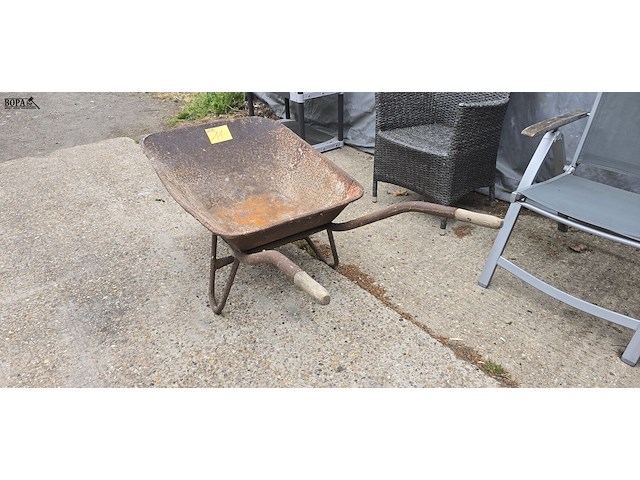 Lot 11 - kruiwagen - afbeelding 1 van  4