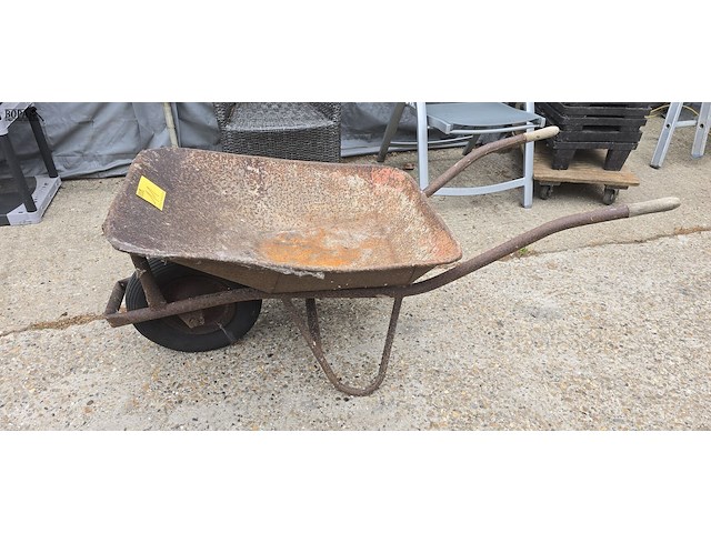 Lot 11 - kruiwagen - afbeelding 2 van  4