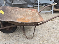 Lot 11 - kruiwagen - afbeelding 2 van  4