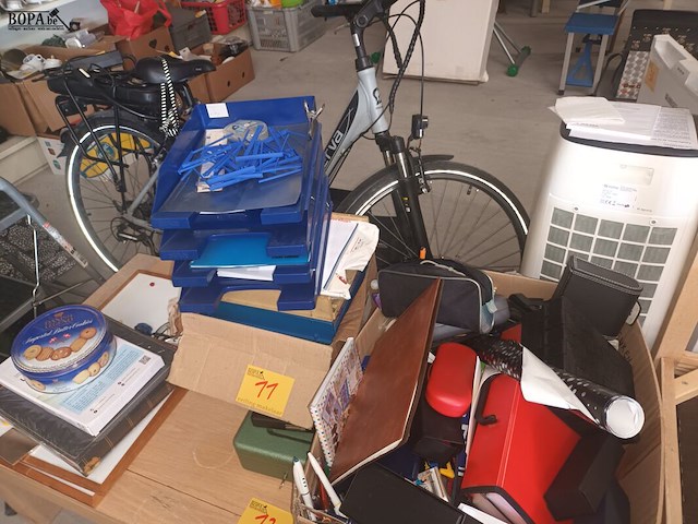 Lot 11 - lot klein kantoormateriaal - afbeelding 1 van  5