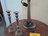 Lot 11 - lot vintage lamp voet, dubbele lamp en 2 bijpassende kandela
