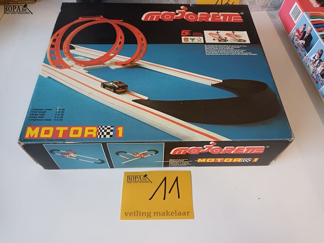 Lot 11 - majorette motor 1 autobaan - afbeelding 1 van  4
