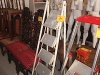 Lot 11 - metalen trapladder
