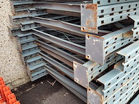 Lot 11 - palletstelling met 14 staanders - afbeelding 2 van  4
