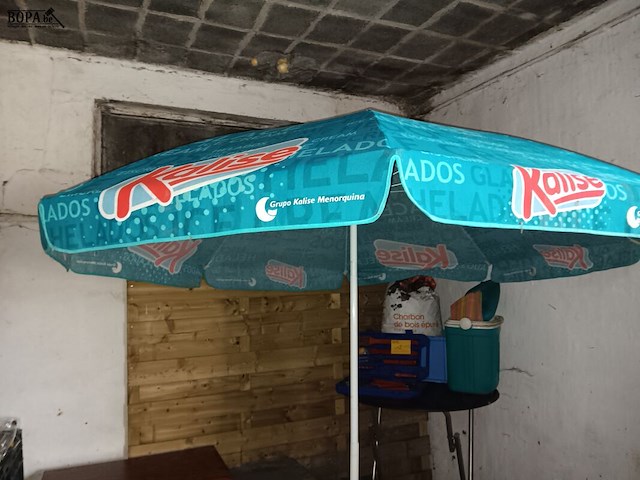 Lot 11 - parasols - 4 stuks - afbeelding 3 van  4