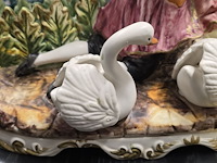 Lot 11 - porseleinen capodemonte italiaanse koppel - afbeelding 4 van  6