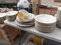 Lot 11 - servies bavaria. 52 stuks