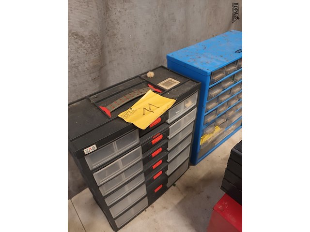 Lot 11 - sorteertoren voor materiaal. 2 stuks - afbeelding 1 van  4