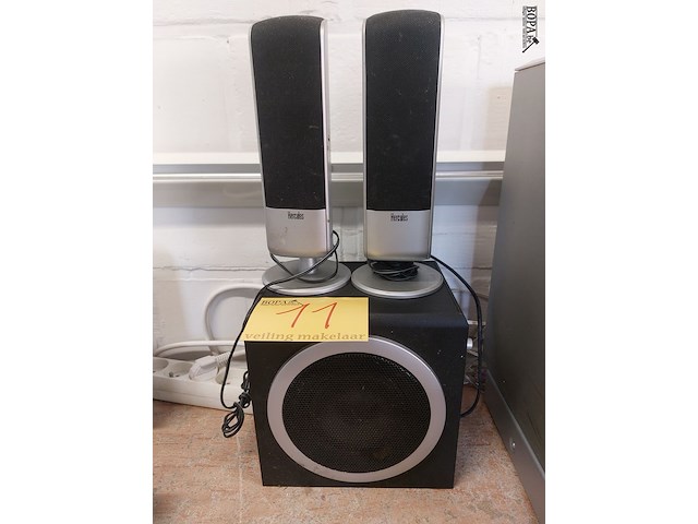 Lot 11 - speakerset hercules xps 2.120 - afbeelding 1 van  2