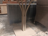 Lot 11 - terrastafel - afbeelding 2 van  3