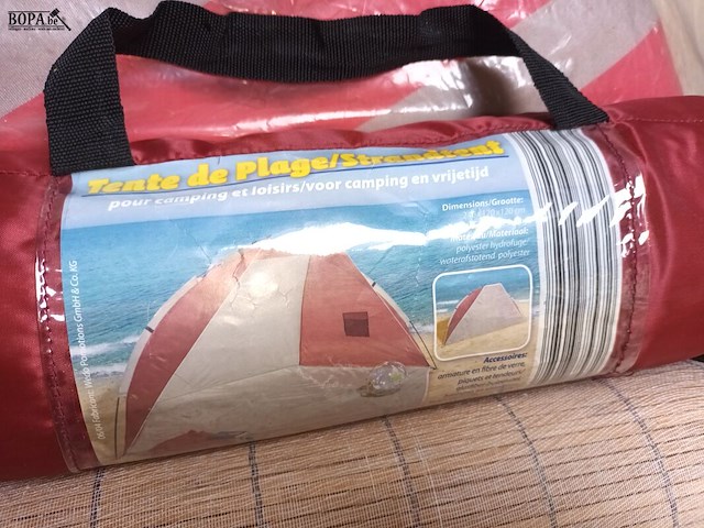 Lot 11 - tuinkussen, tent en mat - afbeelding 2 van  4