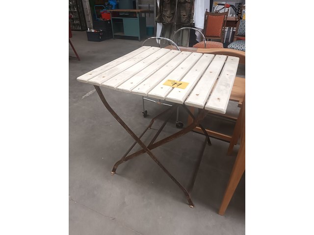 Lot 11 - tuintafel - afbeelding 1 van  4