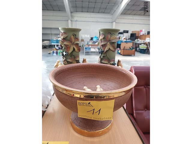 Lot 11 - vazen en schaal. 3 stuks - afbeelding 1 van  4