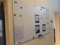 Lot 11 - whiteboard - afbeelding 2 van  2