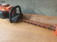 Lot 110 - benzine heggenschaar stihl - afbeelding 3 van  3