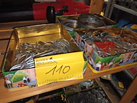 Lot 110 - bevestigingsmateriaal - afbeelding 1 van  4