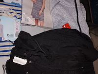 Lot 110 - kledij dames en heren. 13 stuks - afbeelding 3 van  4