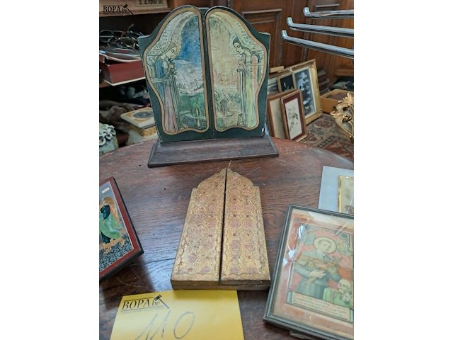 Lot 110 - lot triptieken, icoon en religieuze afbeeldingen - afbeelding 3 van  5