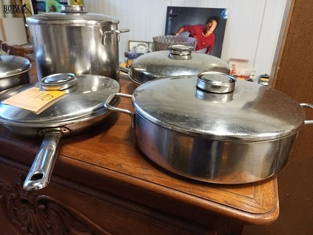 Lot 110 - potten en pannen demeyere. 5 stuks - afbeelding 2 van  5