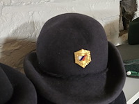 Lot 110 - slovenië 4 vrouwelijke - afbeelding 5 van  5