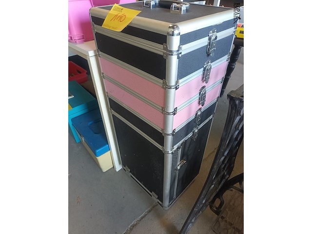Lot 110 - trolley - afbeelding 2 van  3