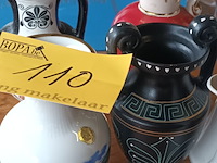 Lot 110 - vaasjes. 10 stuks - afbeelding 2 van  4