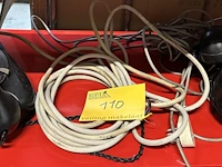Lot 110 - vintage zwarte draaischijftelefoons