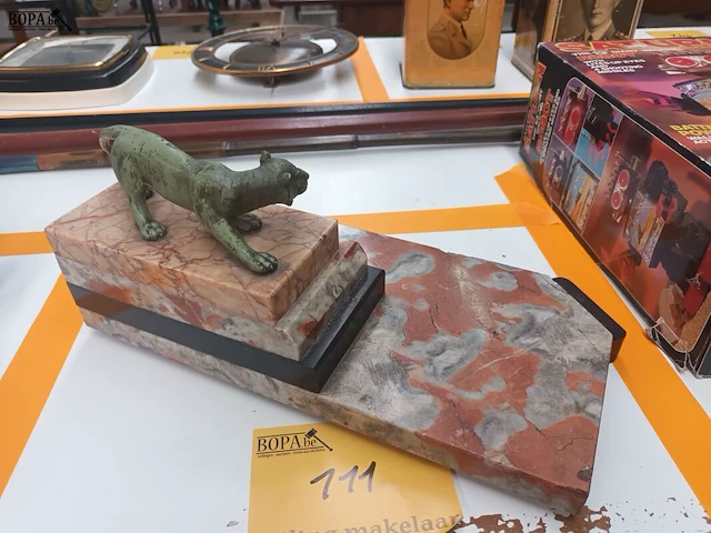 Lot 111 - art deco panter - afbeelding 3 van  4